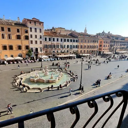 Apartment Navona *